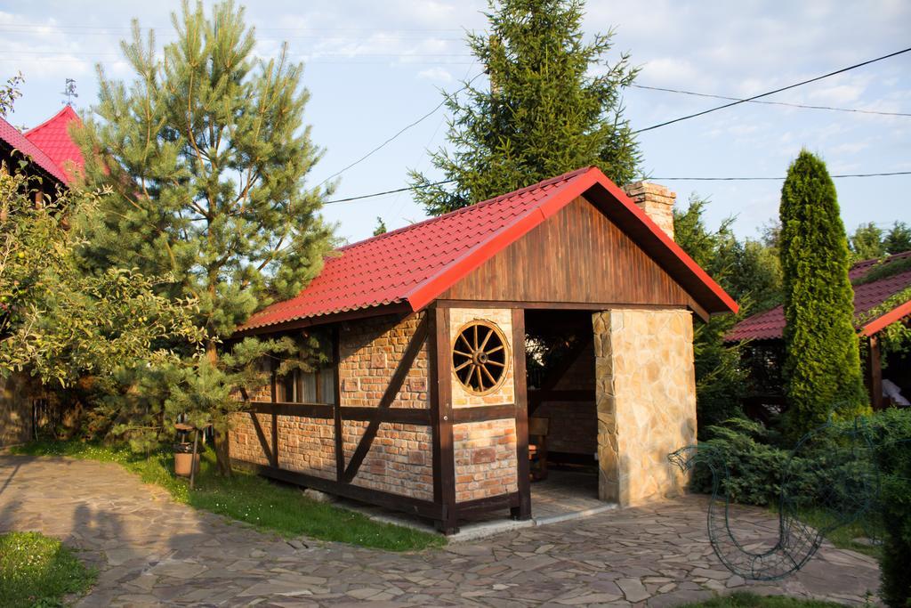 Галицька Корона Davidov Exterior photo