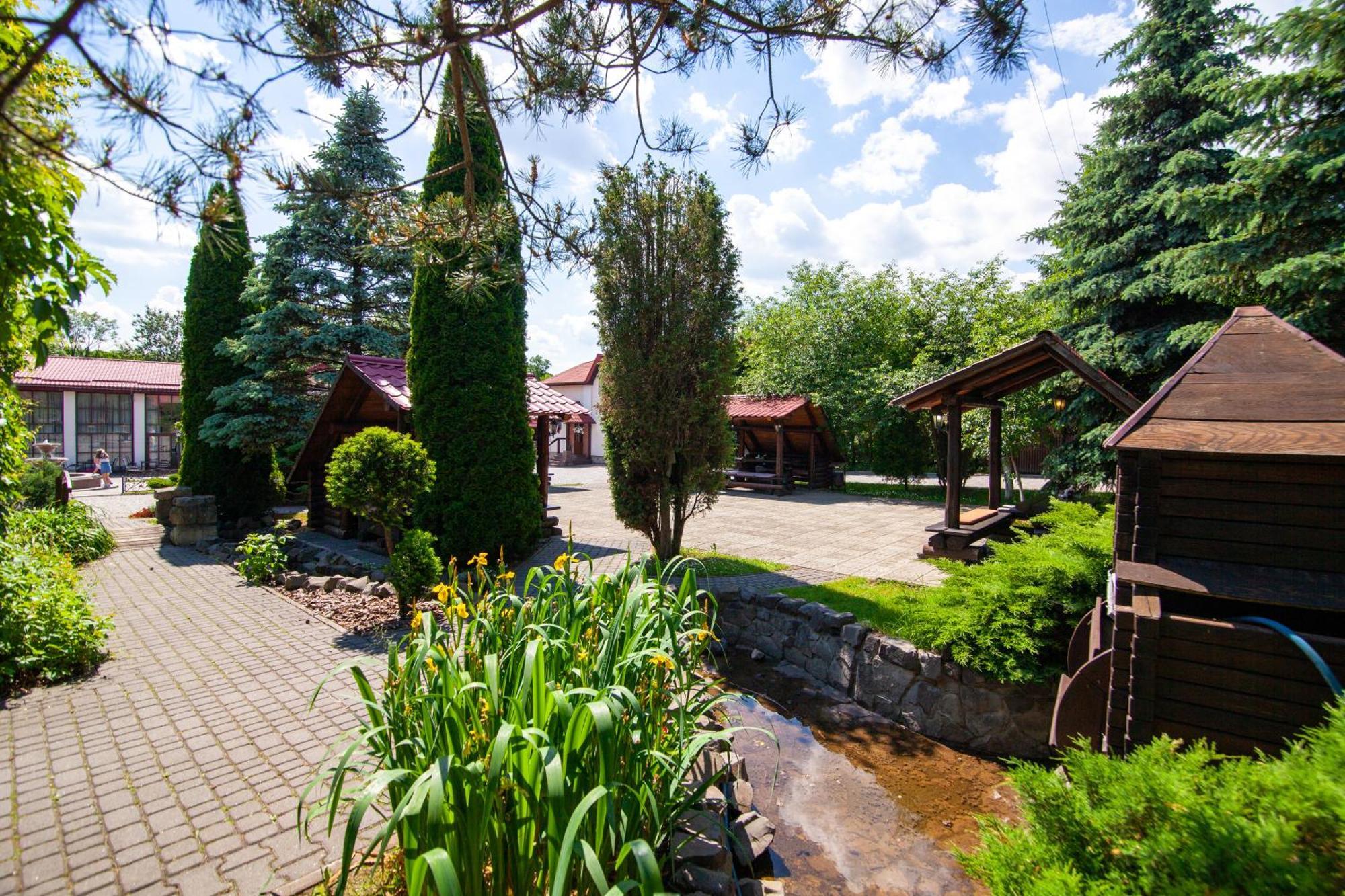 Галицька Корона Davidov Exterior photo